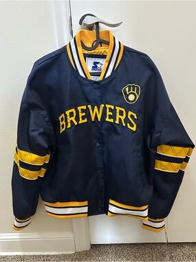Milwaukee Brewers Women’s Starter Bomber Jacket NWT
